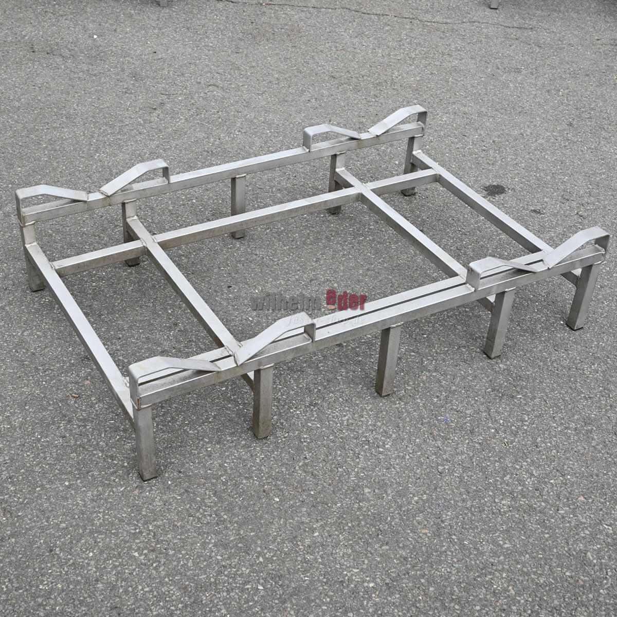 Supports en inox pour 2 fûts de 300 l - ReSale Supports en inox pour 2 fûts de 300 l - ReSale