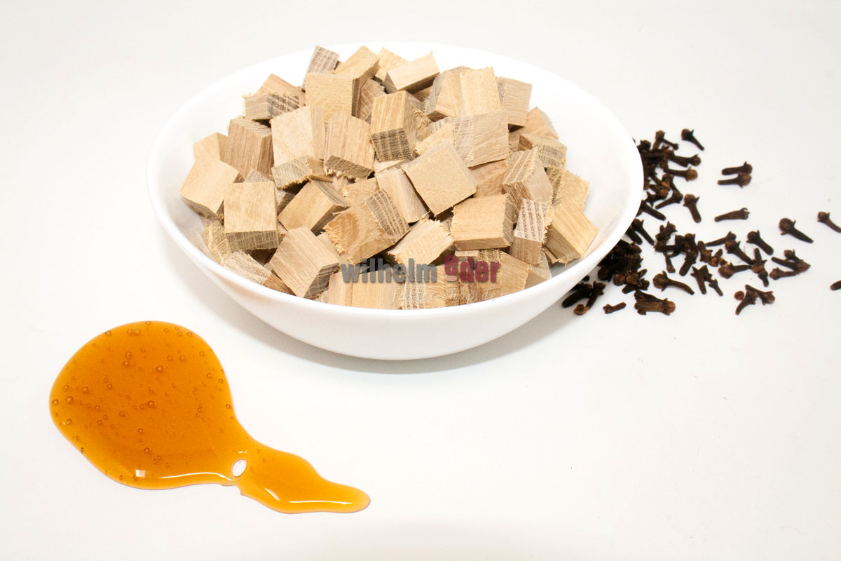 Cubes en bois d'acacia