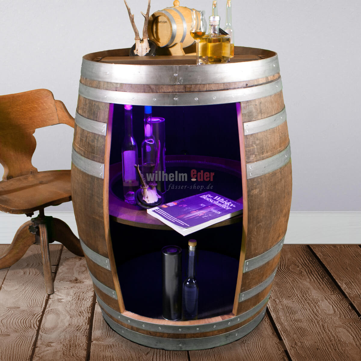cognac_regalfass_1_2 Table avec étagères construit d´un vieux baril de cognac 500 l