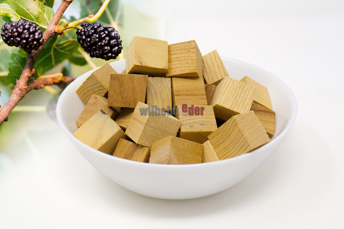 Cubes en bois de mûrier